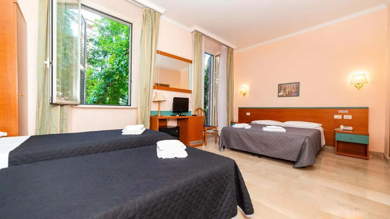 ***  Hotel Center 2 Rome Italy